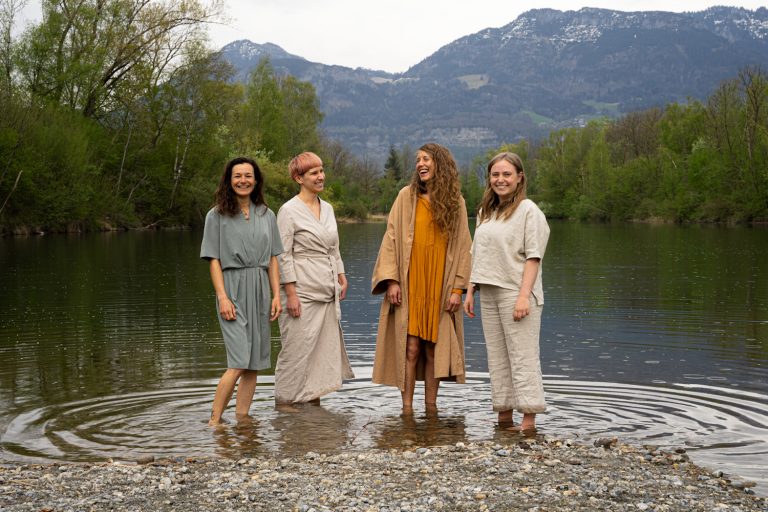 Martina, Conni, Verena und Nina freuen sich auf euch!